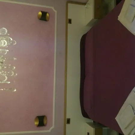 招待所 Vatican House In 5*
